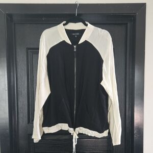 New Look | Womans Black and Cream Bomber Jacket